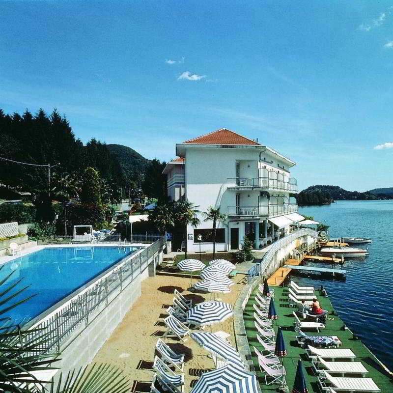 Giardinetto Hotel Pettenasco Exterior photo